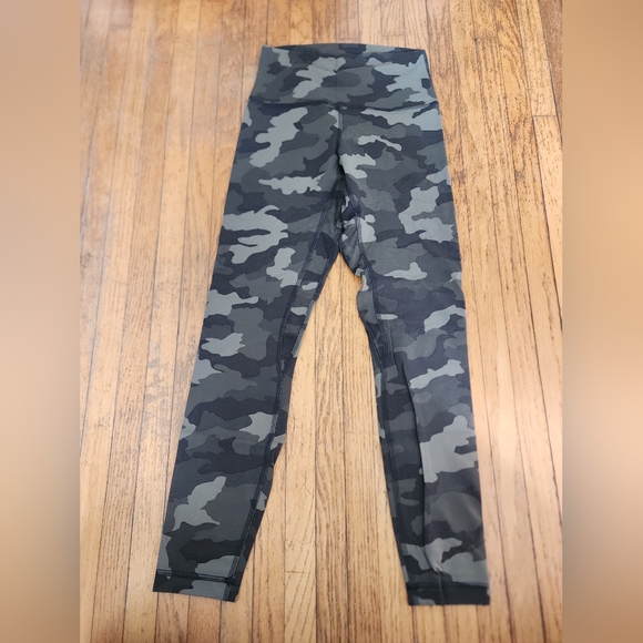 lululemon athletica Pants - Lululemon Green Camo Align Leggings